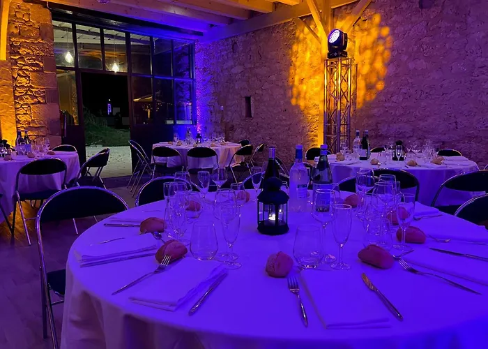 Le Logis - Proche Sarlat بيت للعطل *